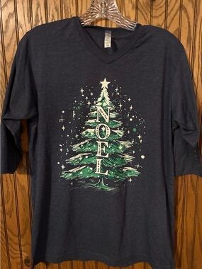 Women's navy 'NOEL' Graphic 3/4 length  Sleeve Tee - Green Tree